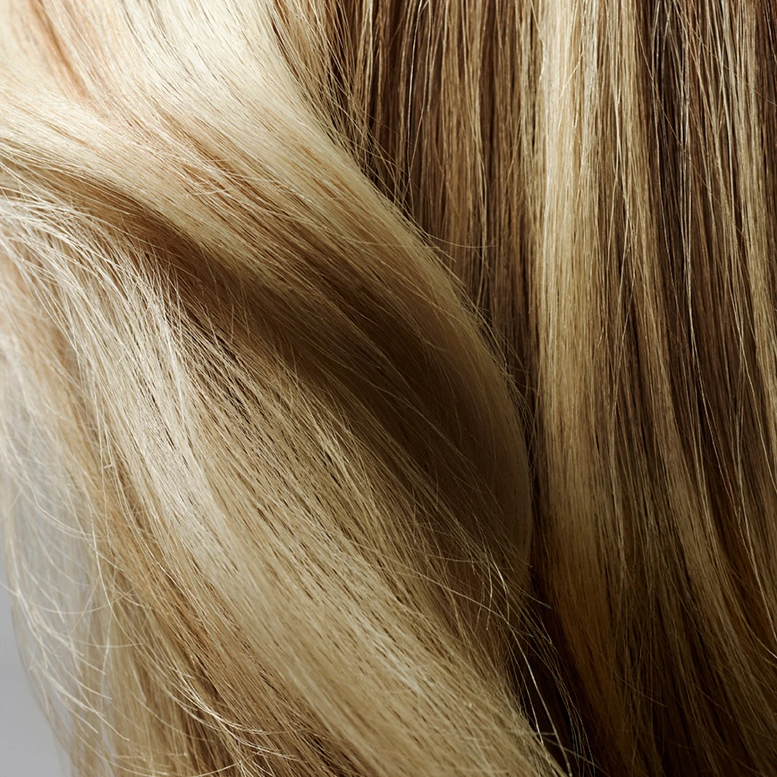 Maximista Thickening Spray - Image 3