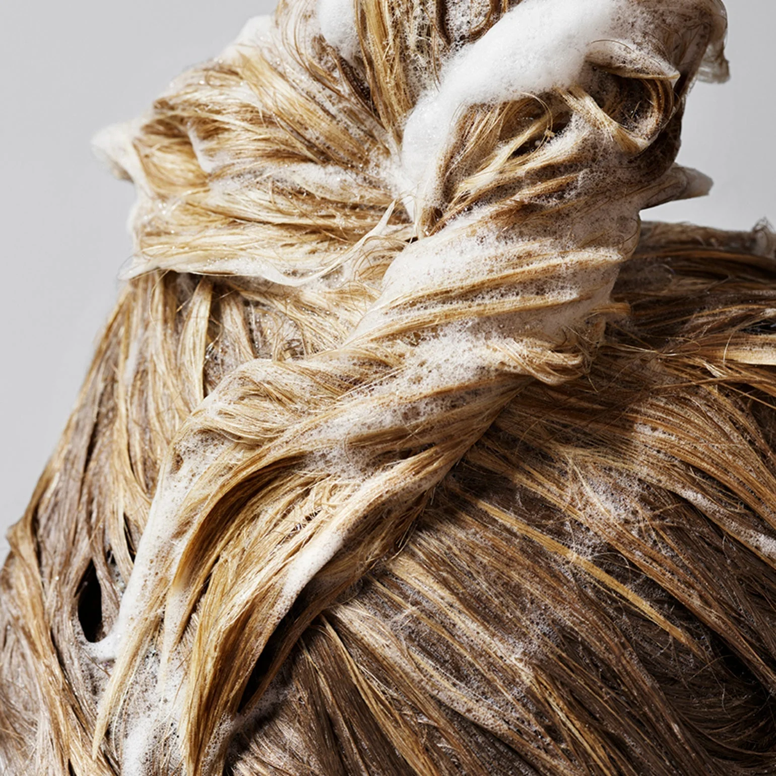 Shampoo for Magnificent Volume - Image 4